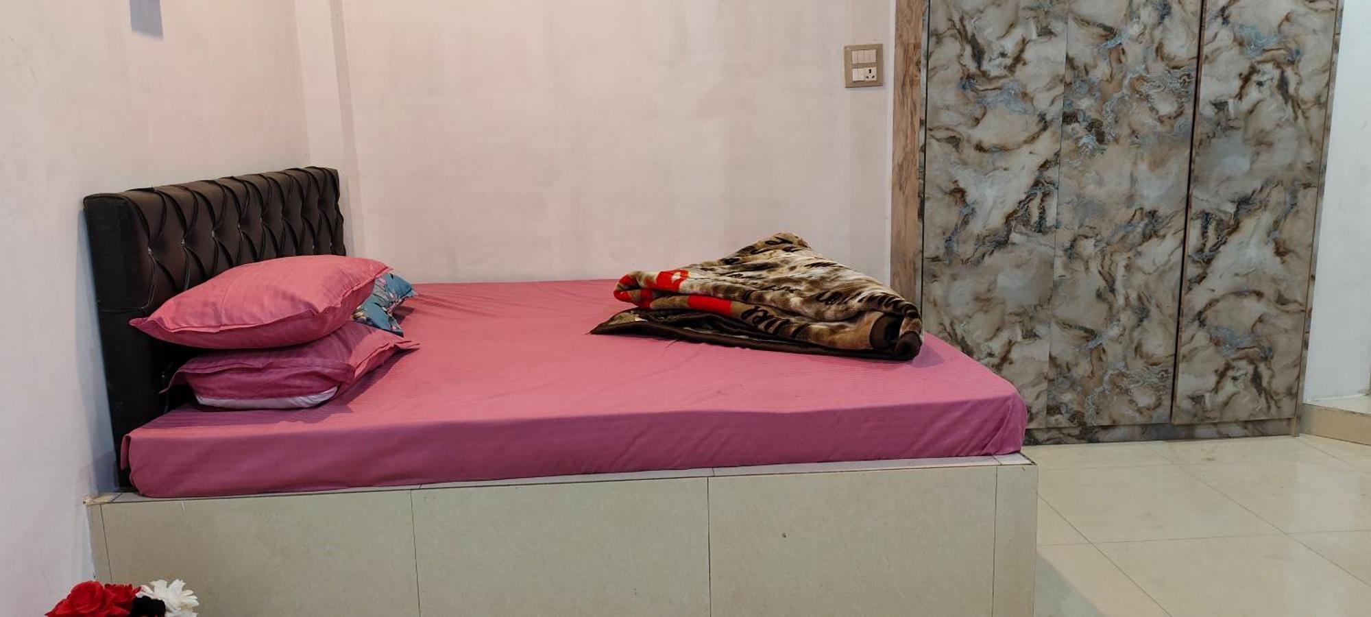 Mangalam Gold Guest House Varanasi Exterior photo